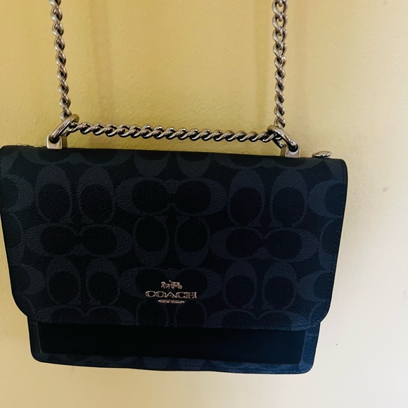 Coach Handbags - New but gently used dark blue cross body coach bag